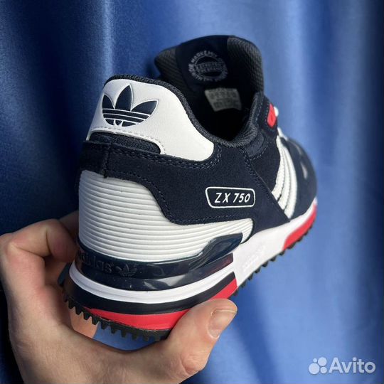 Кроссовки мужские Adidas ZX750 синие