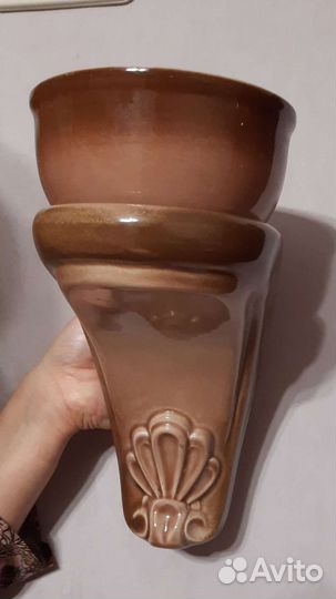 Кашпо для цветов подвесное