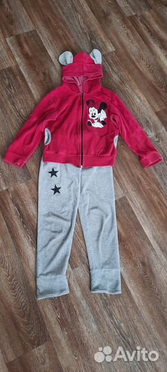 Спортивный костюм