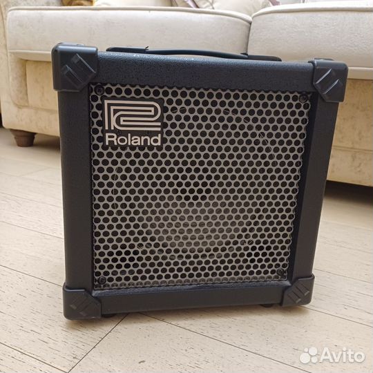 Гитарный комбоусилитель Roland Cube 20x