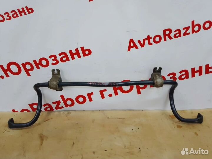 Передний стабилизатор Renault Fluence