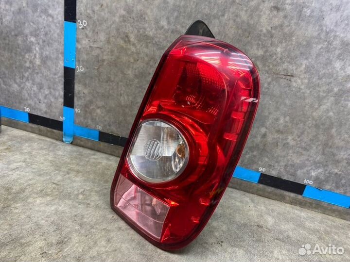 Фонарь задний правый Renault Duster 1 1.6 K4MA690