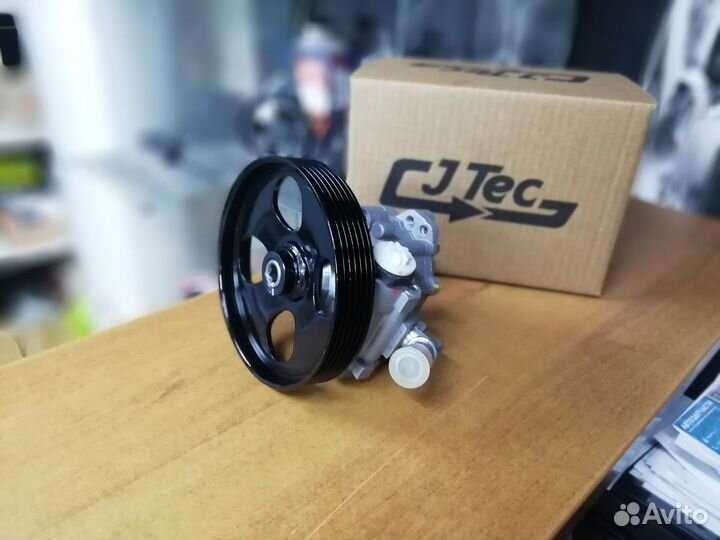 Насос гура Peugeot Partner