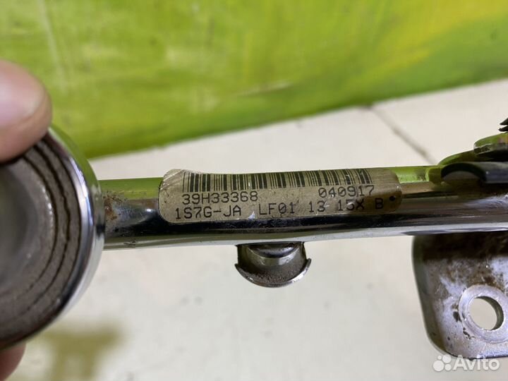 Рейка топливная Ford Mazda 1.8-2.0