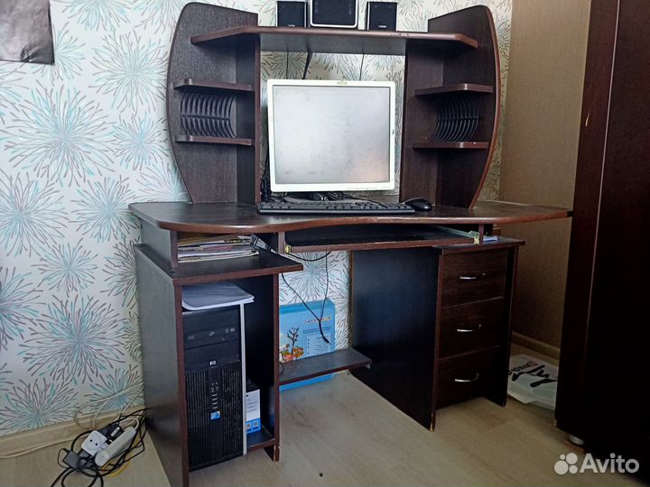 Компьютерный стол бу