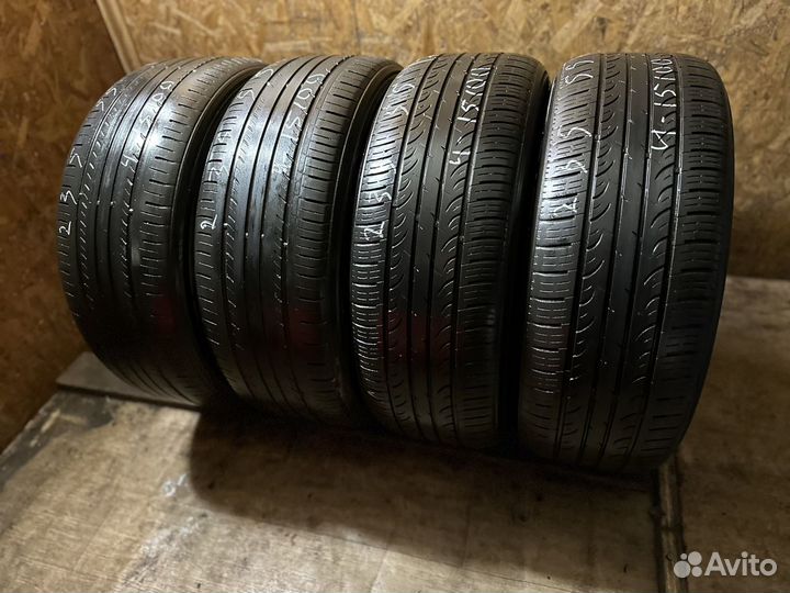 Kumho Solus KH25 235/55 R17 98V