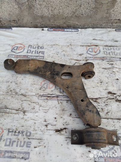 Рычаг подвески нижний передний левый Ford Focus 1