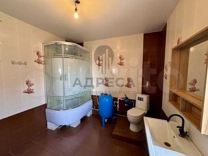 Дом 143,4 м² на участке 6 сот.