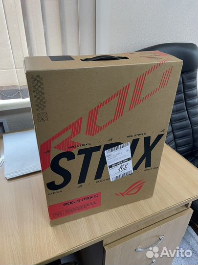 Asus ROG Strix 18
