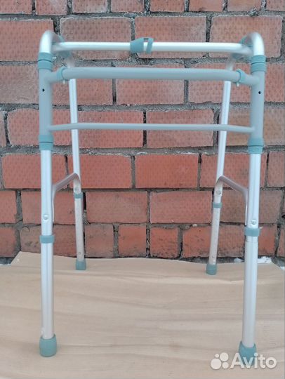 Ходунки для взрослых шагающие Ortonika XS305