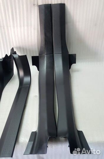 Панели стойки салона Audi A8 D3
