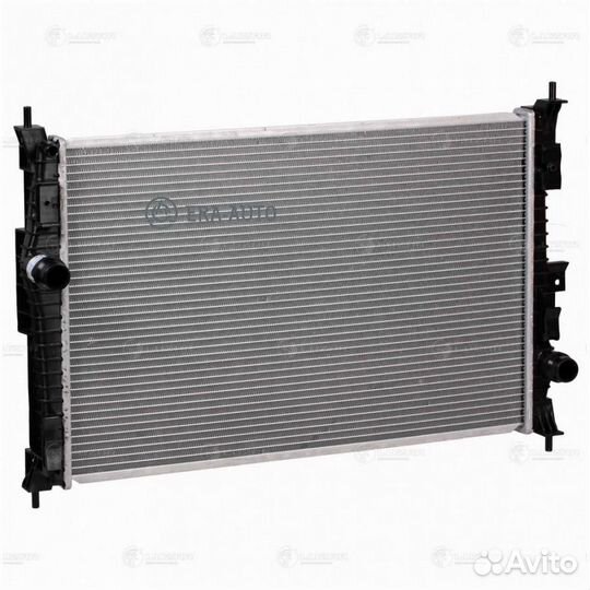 Luzar LRC2001 Радиатор охл. для ам Peugeot Expert (K0) (16),Citroen SpaceTourer (K0) (16) 1.6D,2.0D