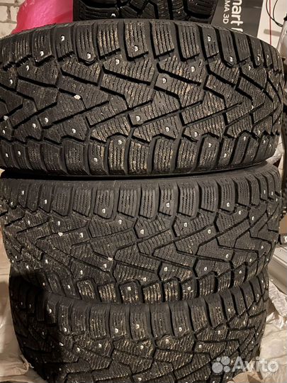 Pirelli Ice Zero 205/60 R16 98ZR