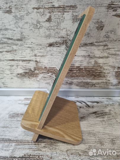 Зеркало косметическое с полочкой