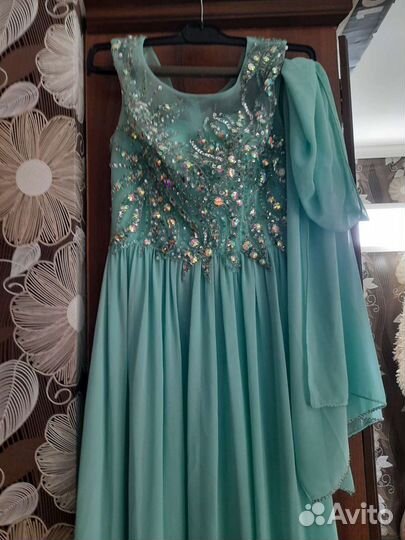 Веченее платье 42 44