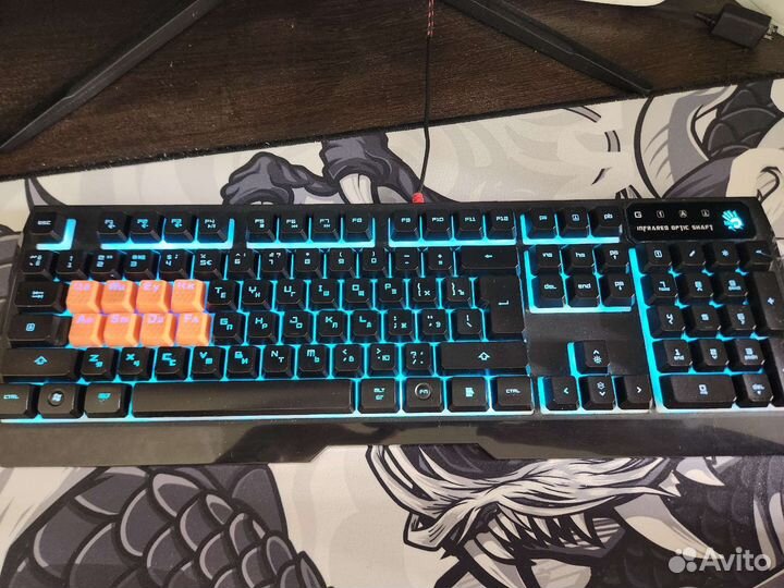 Игровая клавиатура Bloody b188