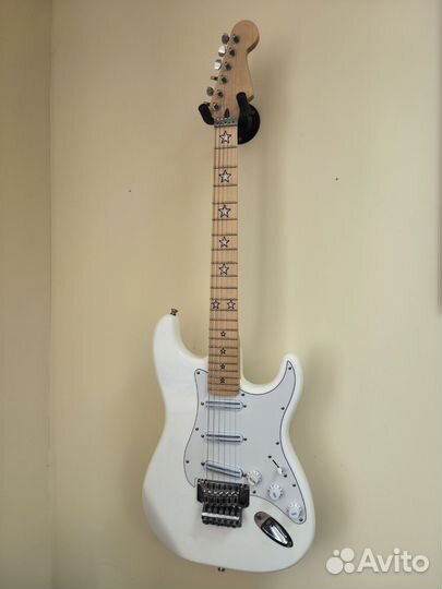 Электрогитара Fender Stratocaster Custom