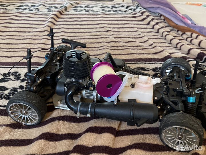 Радиоуправляемая машинка с двс