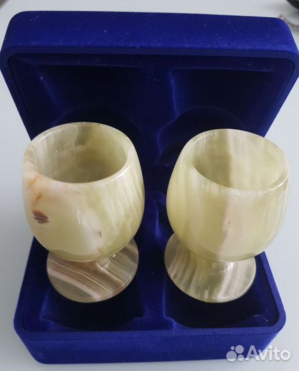 Рюмки из оникса. Подарочный набор