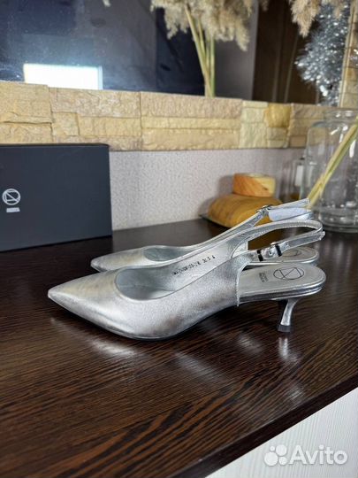 Туфли слингбэки 36,5р Эконика Premium серебро нов
