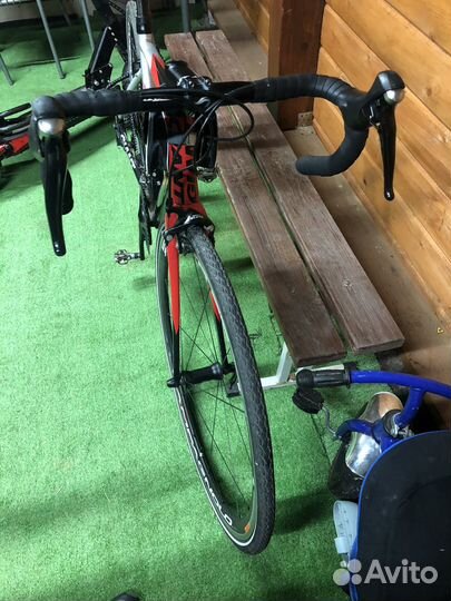 Шоссейный велосипед Giant Defy