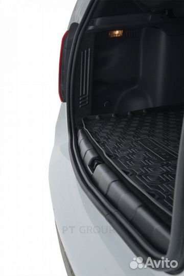 Накладка багажника Renault Duster с 2012- Terrano