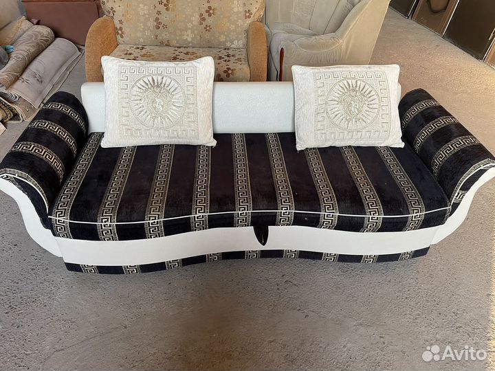 Диван прямой