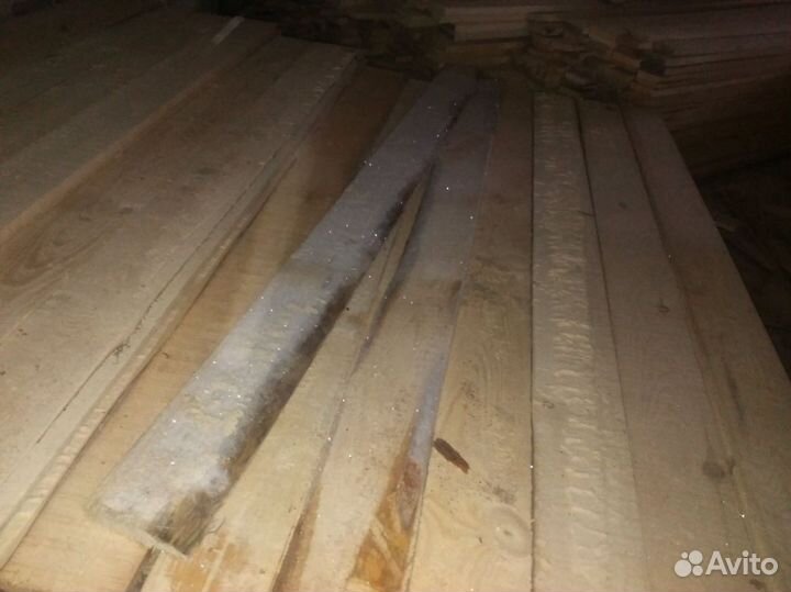 Продам доску на поддоны хвоя
