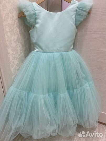 Платье нарядное