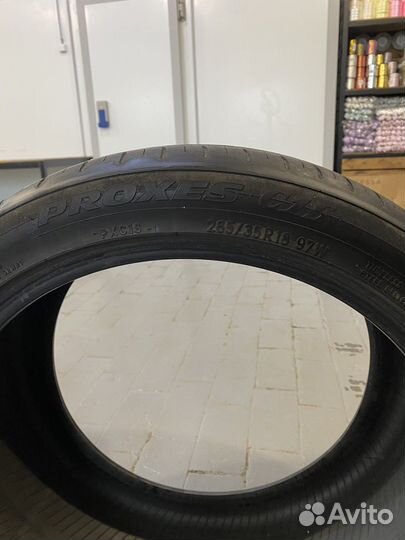 Marshal 7400 225/45 R18 и 265/35 R18 105V