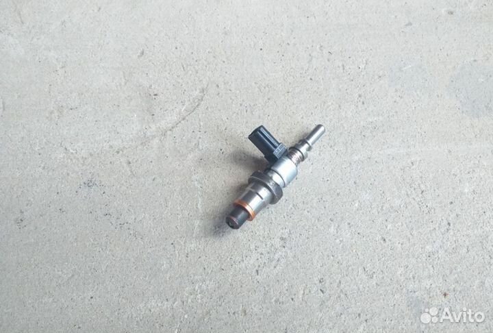 Форсунка топливная Renault Megane 3 1.5 k9k