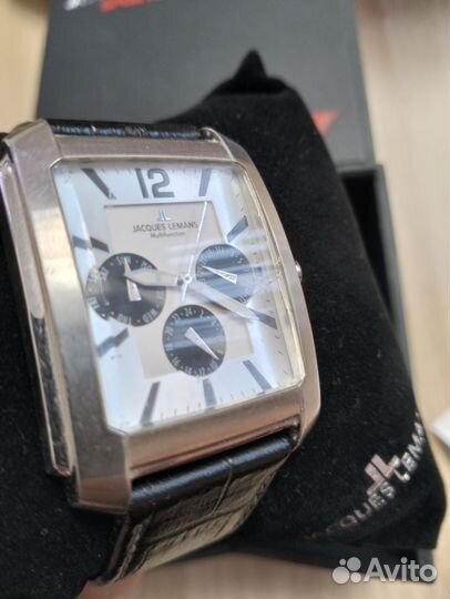 Часы Jacques lemans