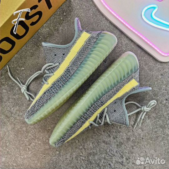 Кроссовки Adidas Yeezy Boost 350 Новые