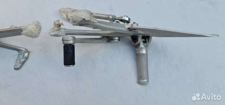 Ducati Panigale V4 / V4S / V4R Подножки Водителя