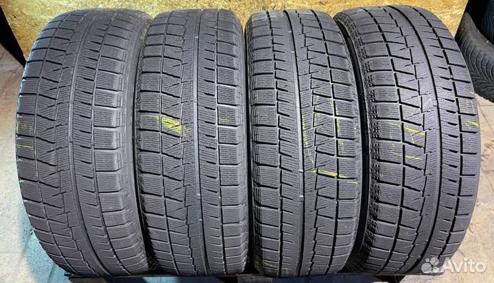 Bridgestone Blizzak Revo GZ 215/60 R16