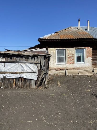Дом 35 м² на участке 10 сот.