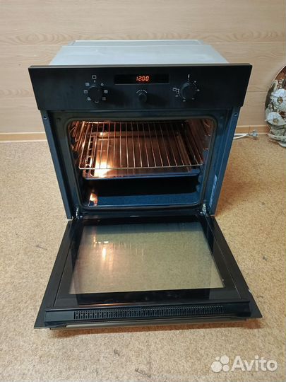Духовой шкаф электрический Samsung