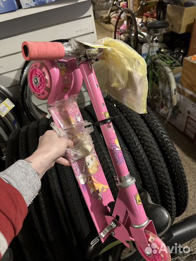 Новый детский самокат 2-4 года
