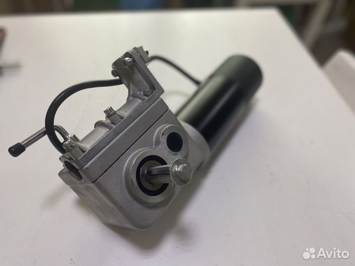 Движок с редуктором на кресло-коляску Армед FS111A