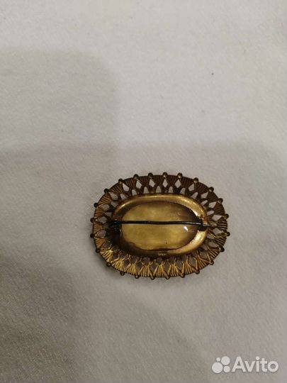 Винтажная брошь
