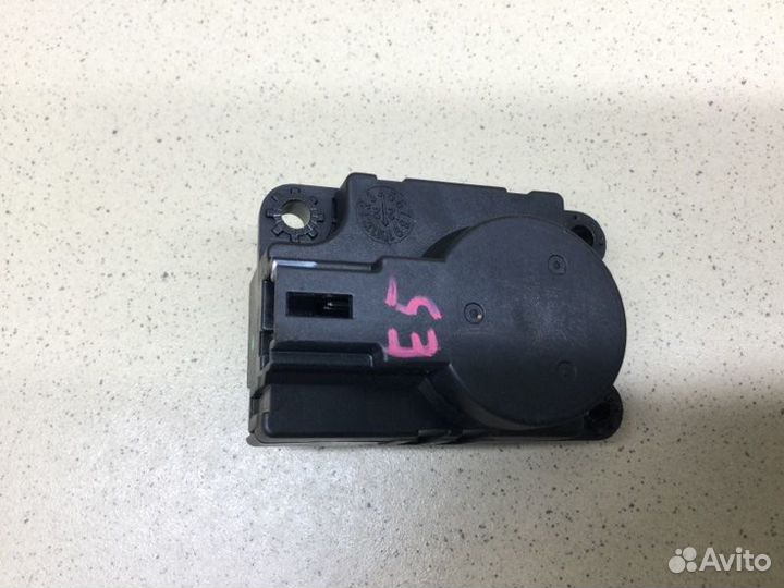 Моторчик заслонки отопителя Kaiyi E5 седан пробег