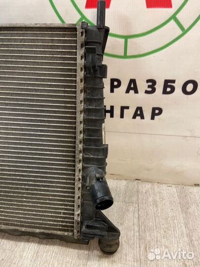 Радиатор охлаждения двигателя Ford Focus CB4 qqdb