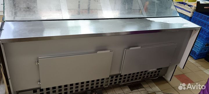 Холодильная витрина