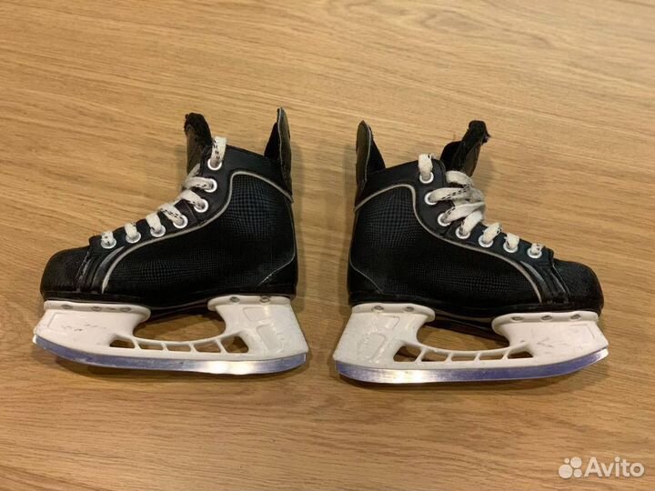 Хоккейные коньки bauer 29,5 размер