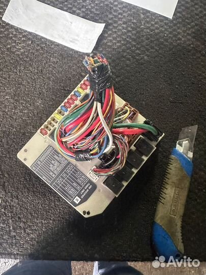 Блок предохранителей ниссан