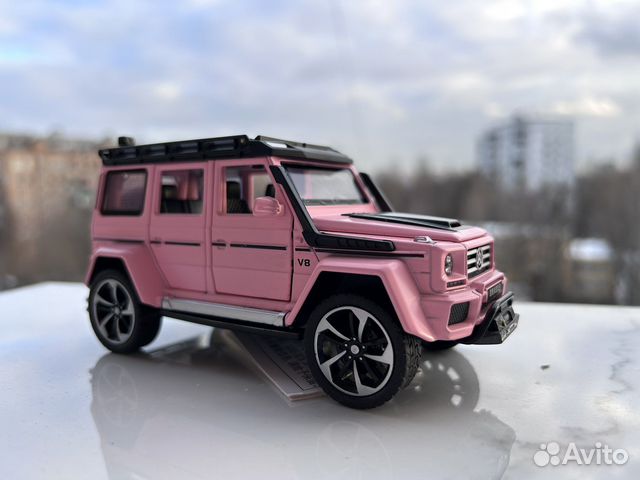 Модель металлической машинки Mercedes Gelentwagen