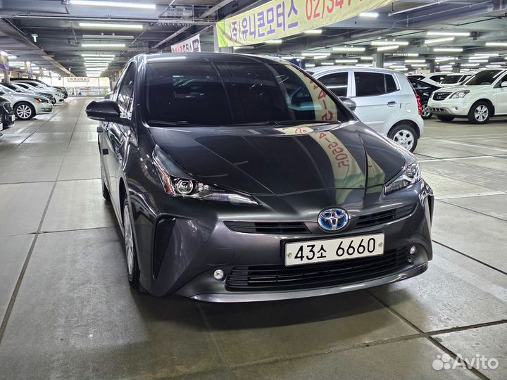 Toyota Prius 1.8 AT, 2019, 33 000 км