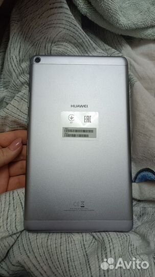 Телефон Huawei mediapad T3