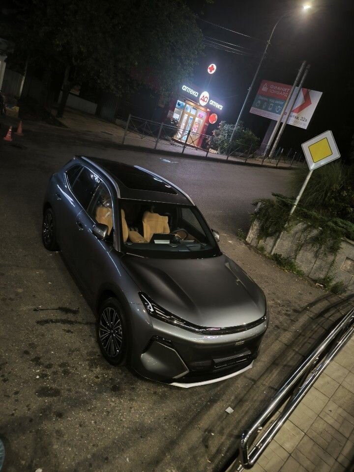 Geely EX5 Гибрид: фото из отзыва