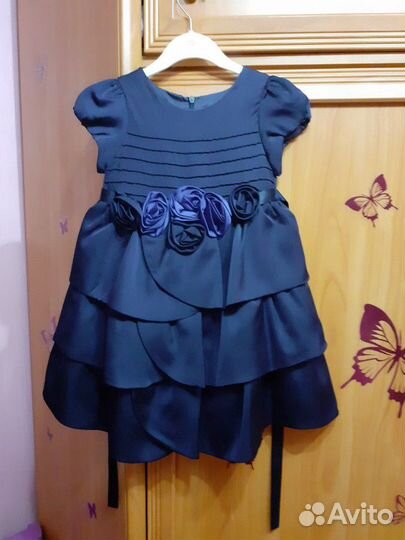 Платье нарядное 104